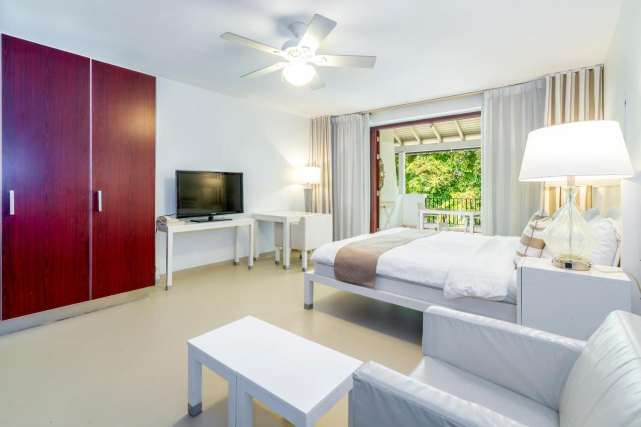 Floris Suite Hotel - Spa & Beach Club - Adults Only Piscadera Bay Exterior foto