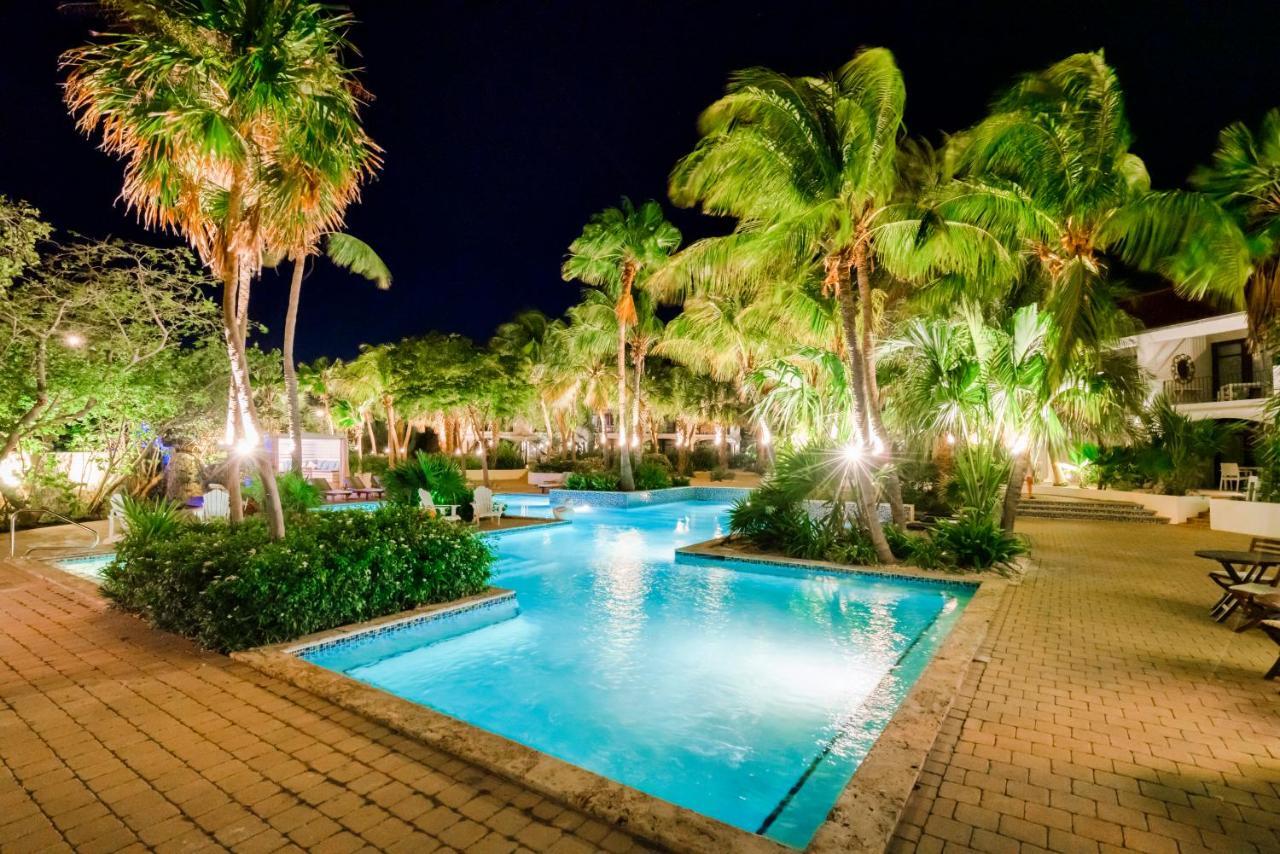 Floris Suite Hotel - Spa & Beach Club - Adults Only Piscadera Bay Exterior foto